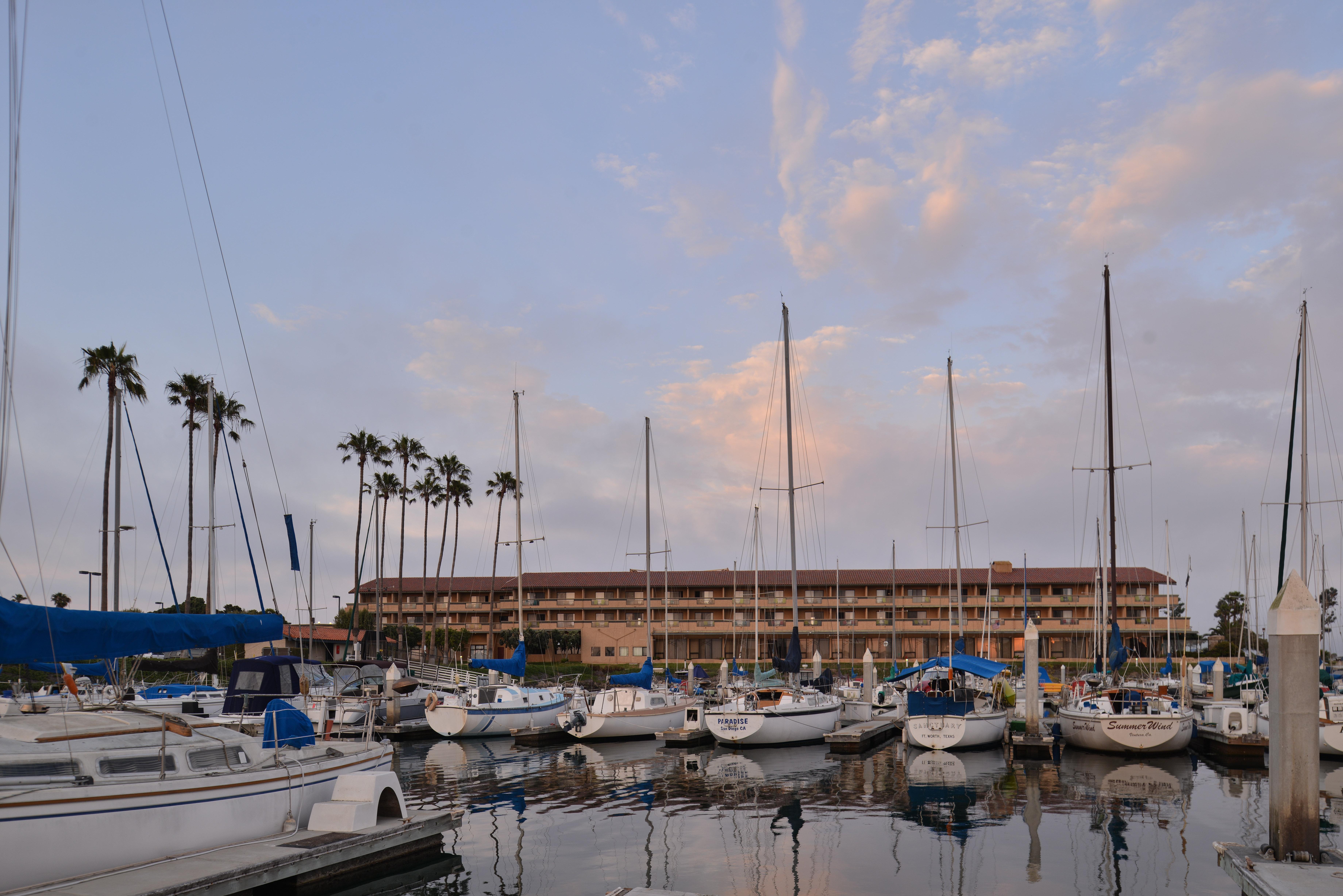 Holiday Inn Express Hotel & Suites Ventura Harbor By Ihg Eksteriør billede